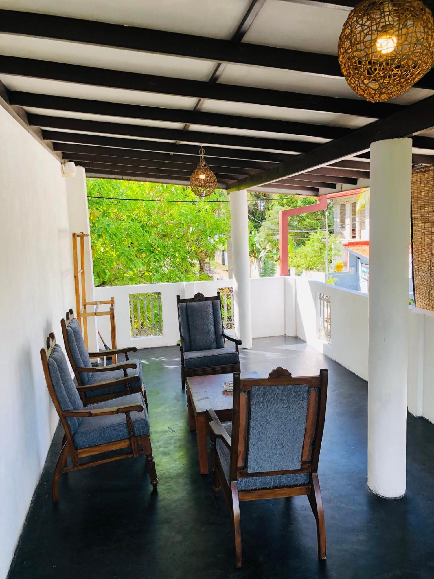 Weligama Bay House Hotel Exterior photo